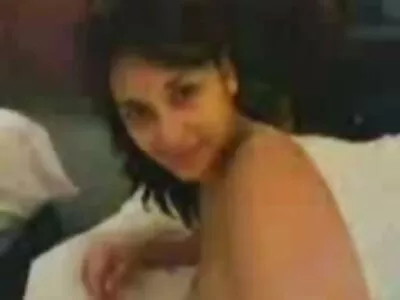 A noiva Lexi Lore e a madrasta Kit Mercer fazem sexo com o videos de sexo brasileiros antigos noivo