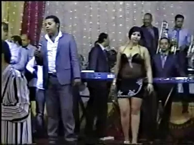 Loira desagradável está transando com filmes de sexo gratis antigos o ex namorado