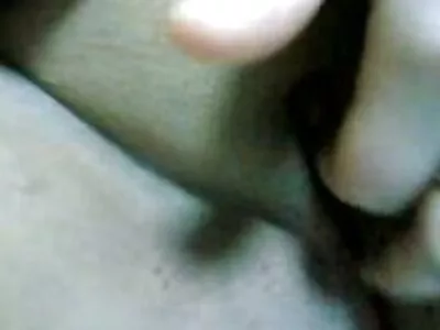 Mulher gostosa conseguiu o filme pornô bem antigo que pediu