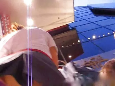Três gatas delgadas se lambendo e fodendo videos eroticos antigos com vários brinquedos sexuais