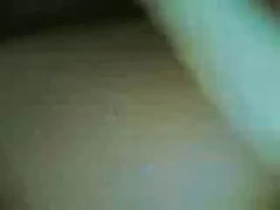 Mulher sensual foi pregada filme pornô mais antigo corretamente