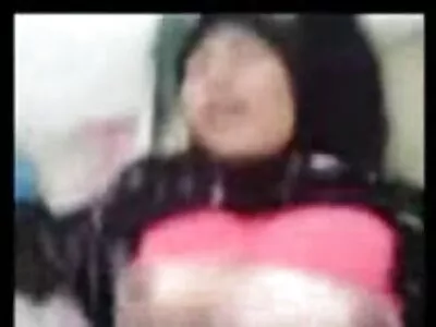 A fofa loira Arya Fae sendo fodida videos eróticos antigos anal na cozinha