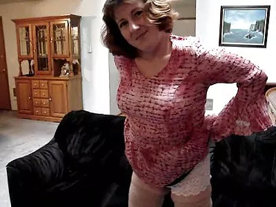 Lexxii está gritando de prazer video de sexo antigo